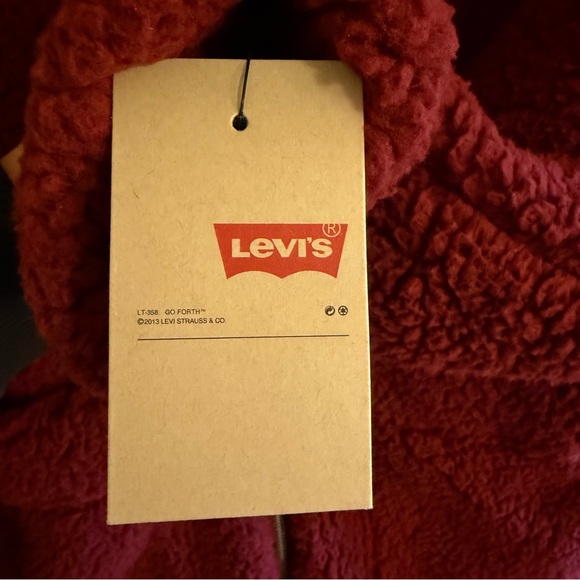 Levi’s Red Teddy Coat Faux Fur Zip Jacket Women’s Large NWT - Picture 8 of 9